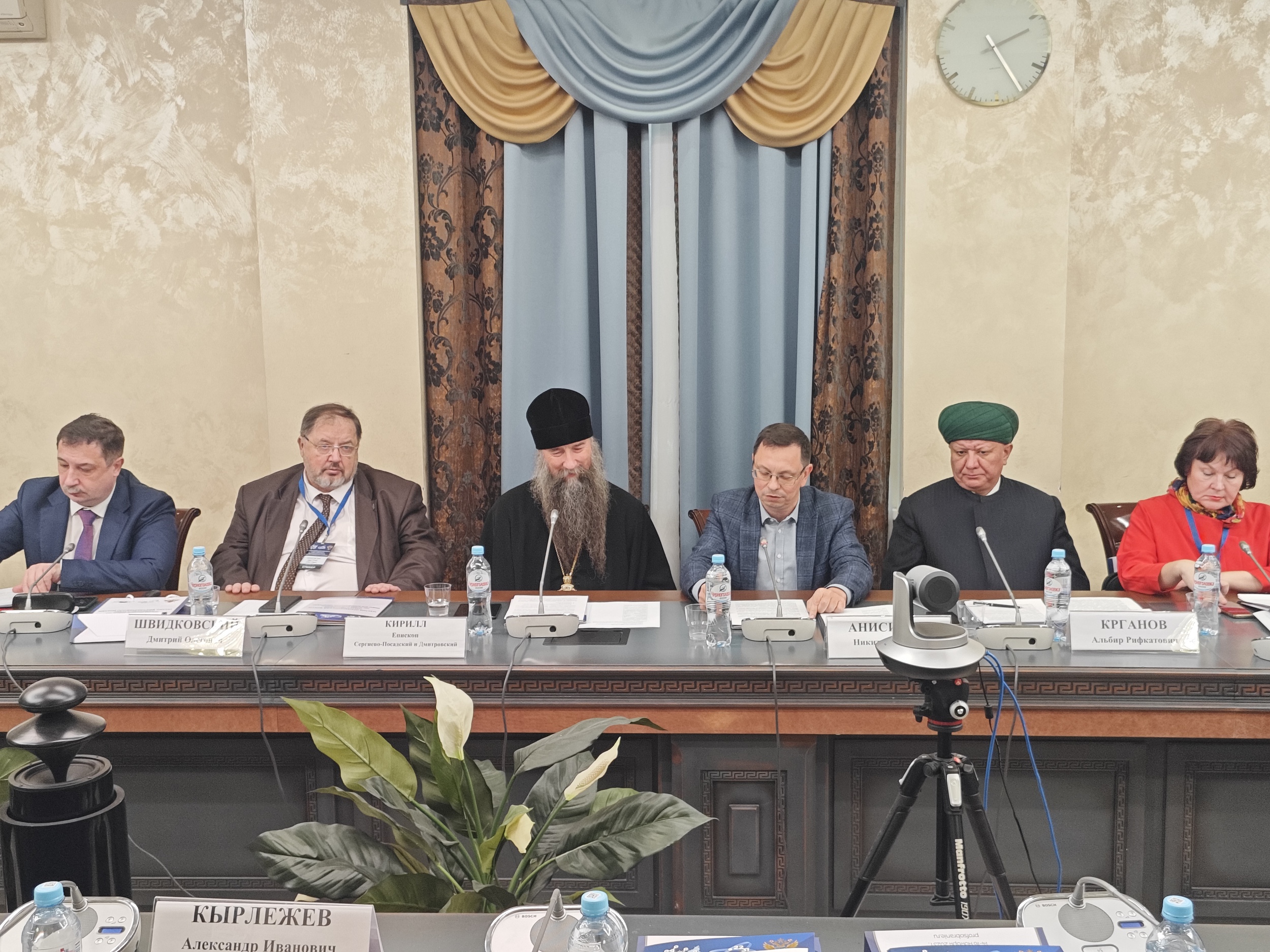 В Общественной палате РФ состоялась пленарная дискуссия «Теология в образовании: единство цели, специфика задач, точность акцентов»