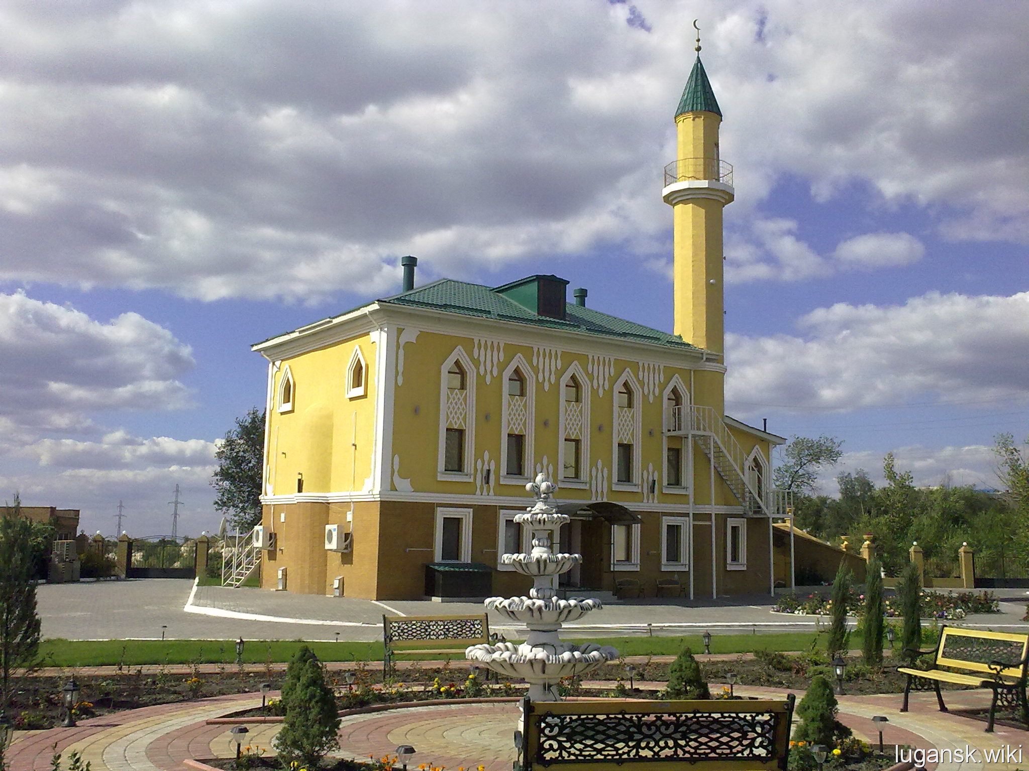 В Луганской Соборной мечети прошел Священный праздник Курбан байрам (Ид аль Атха)