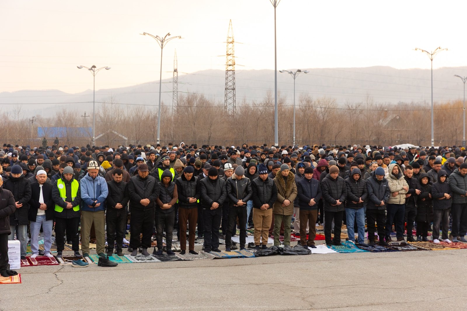 Во Владивостоке мусульмане встретили Ураза-байрам коллективной молитвой