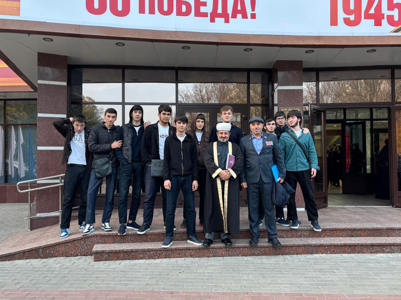 Муфтий Луганской Народной Республики стал участником обсуждения вопросов духовной безопасности и профилактики экстремизма