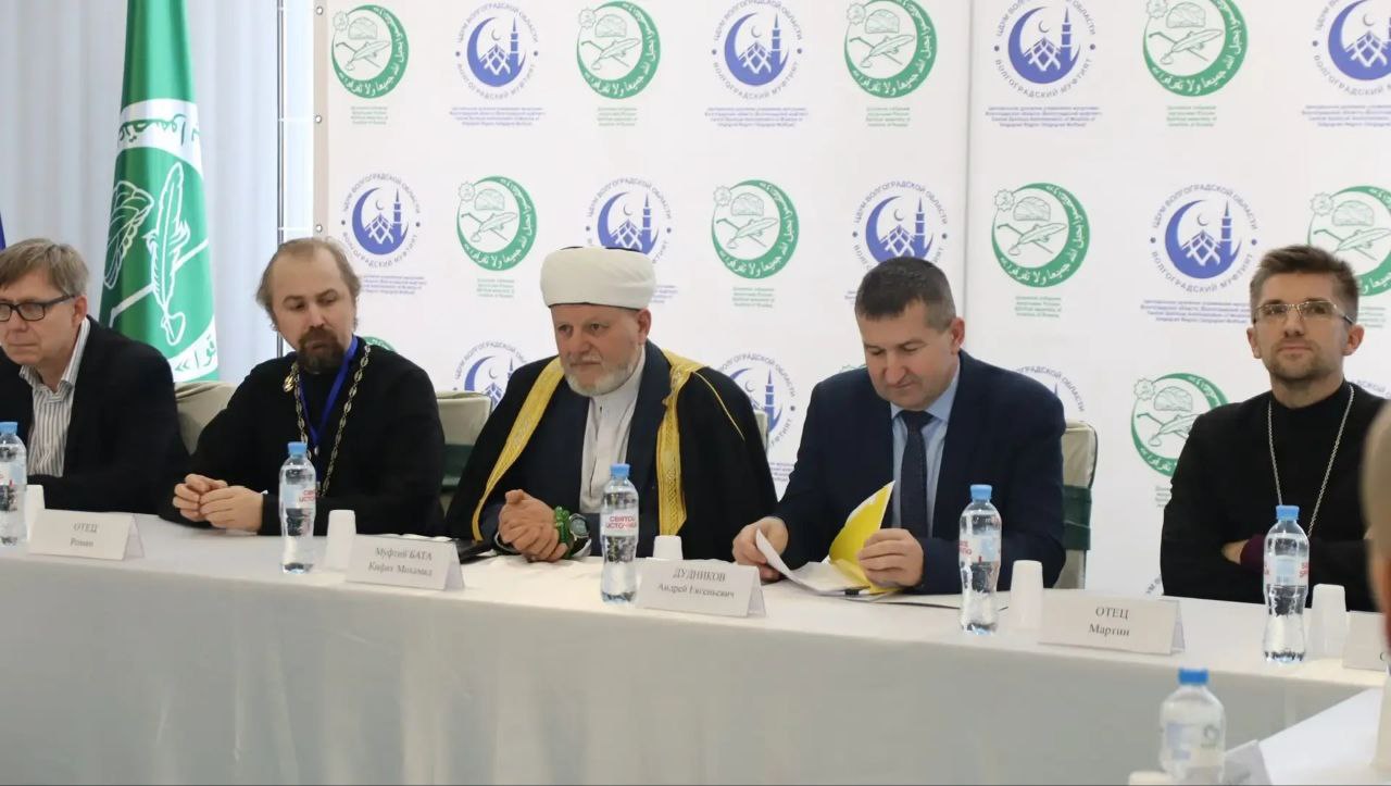 Круглый стол в Духовно-просветительском центре г.Волжск завершил программу форума «За мир и согласие»