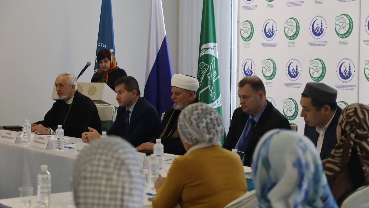 В Волжском обсудили вклад женщин в защиту Отечества