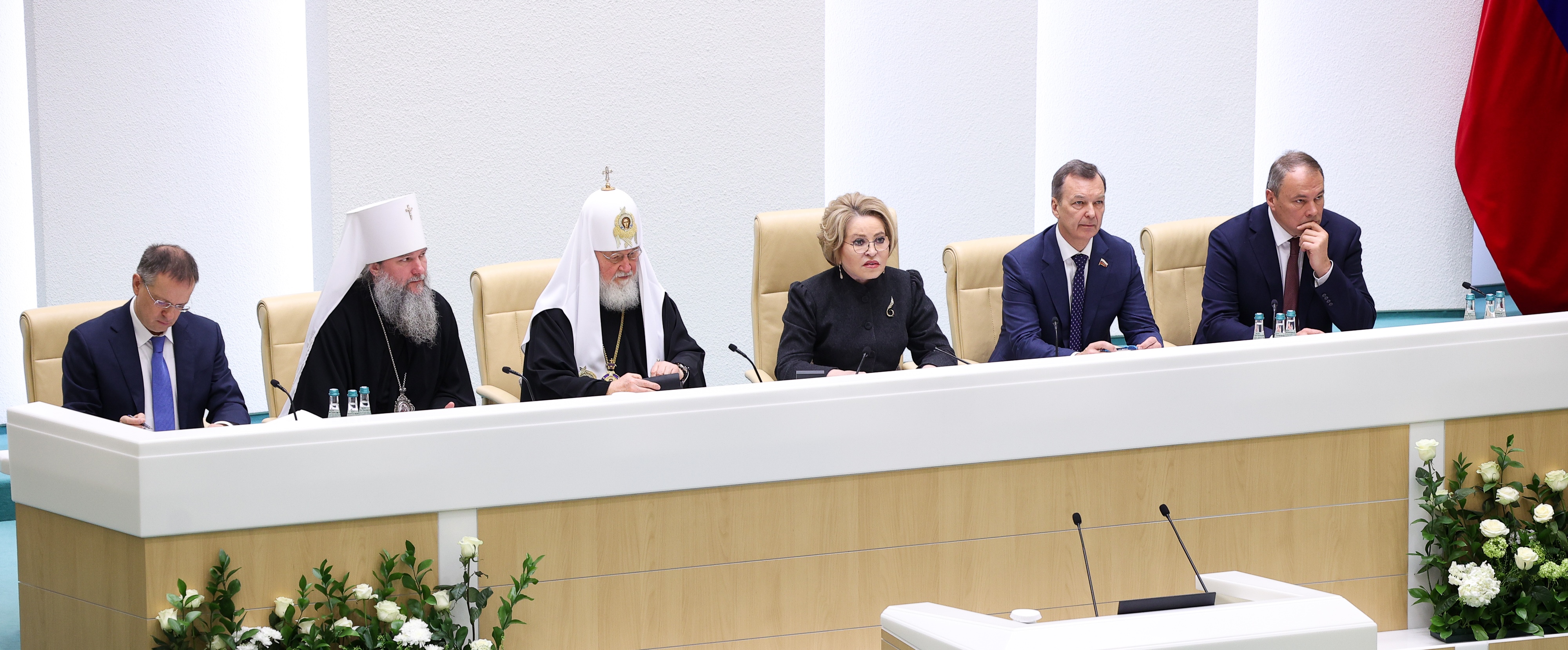 Муфтий Москвы Альбир хазрат Крганов принял участие в XIV Рождественских парламентских встречах в Совете Федерации