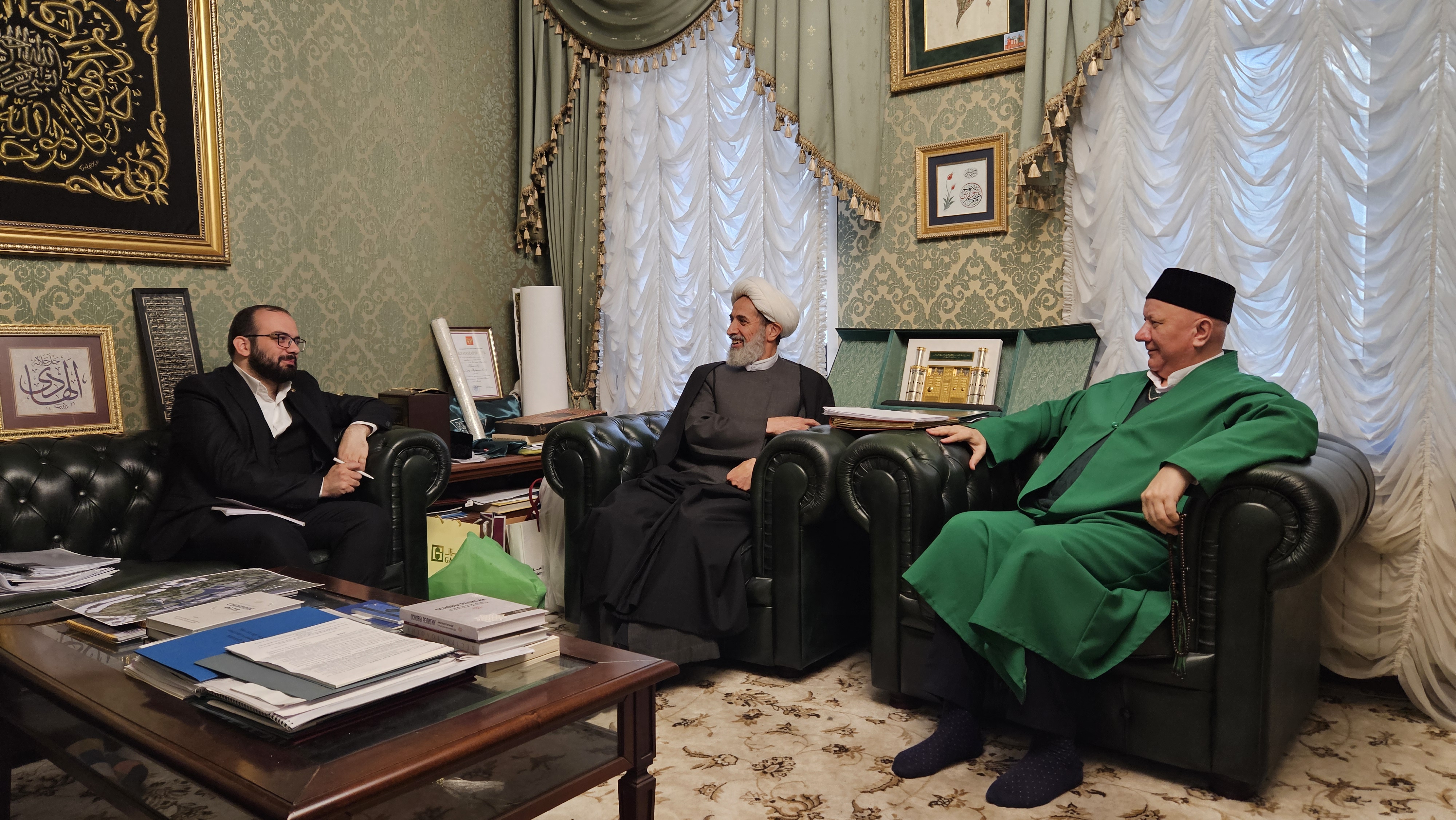 Муфтий Альбир хазрат Крганов встретился с главой департамента по взаимоотношениям с европейскими странами международного отдела офиса Верховного Лидера Ирана
