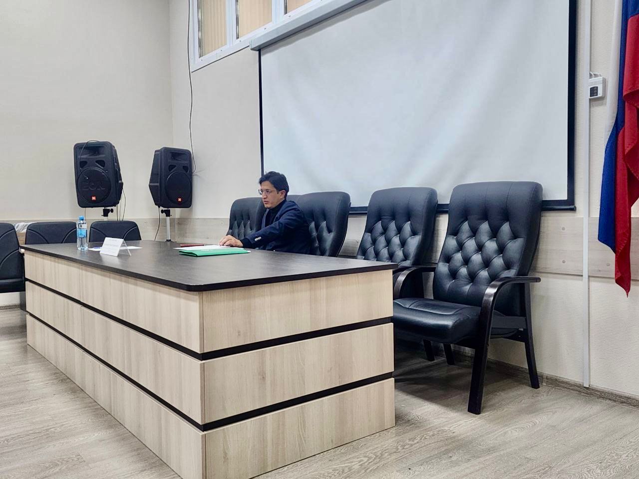 Для сотрудников ГБУ «Жилищник района Гольяново» проведена лекция по миграционному законодательству