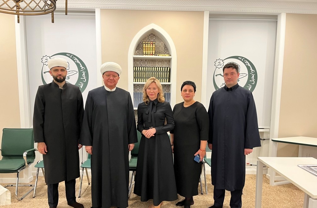 Глава ДСМР, муфтий Альбир хазрат Крганов встретился с депутатом Госдумы Екатериной Стенякиной