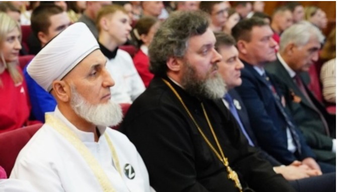 Имам-хатыб мечети «Нур Ислам» Азат хазрат Шайдуллин принял участие во встрече Губернатора Кузбасса 