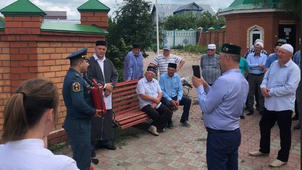 В Соборной мечети им.«Трех Сподвижников» села Шыгырданы  были проведены учения по пожаротушению. 