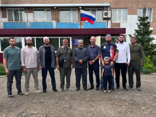 Мусульмане ЛНР не забывают о пожилых людях