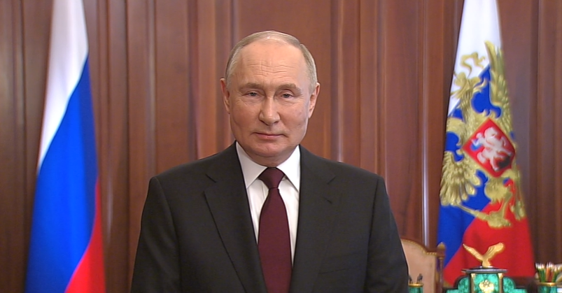 Президент России Владимир Путин поздравил главу ДСМР, муфтия Альбира Крганова с Днем Победы