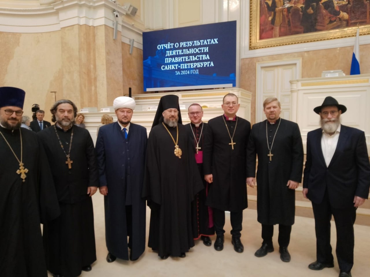 Мусульманское духовенство Санкт-Петербурга принимает активное участие в развитии городской среды и духовно-нравственном воспитании молодежи