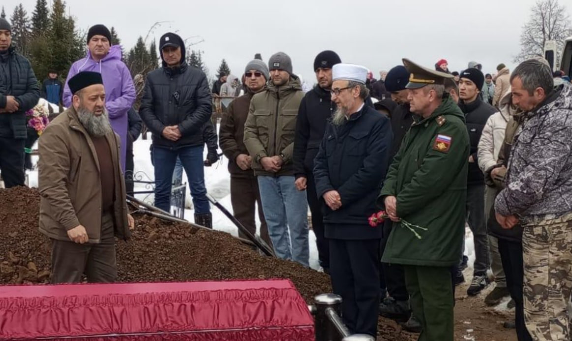 Достойная память на века