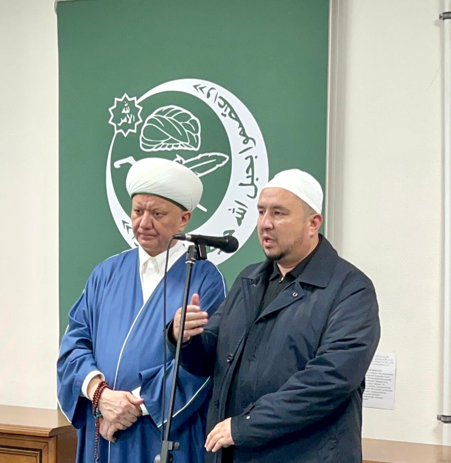 Глава ДСМР встретился с главным имамом Самаркандской области