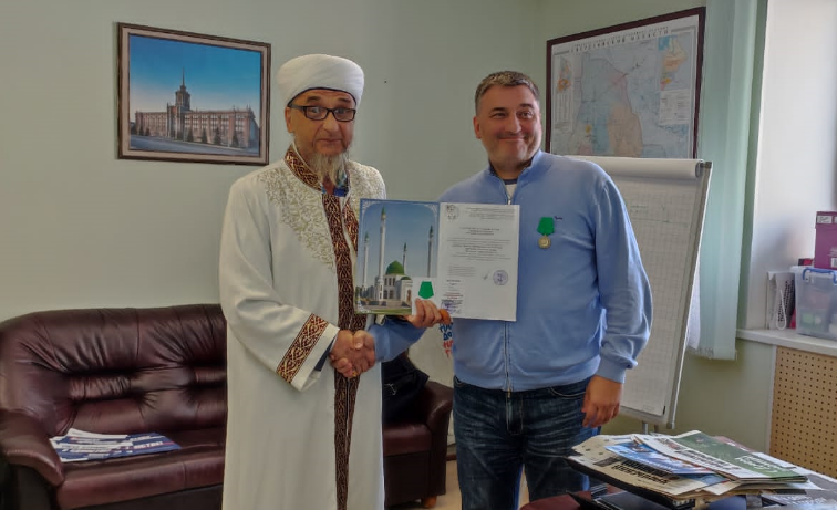 Мусульмане Екатеринбурга наградили представителей региональных СМИ