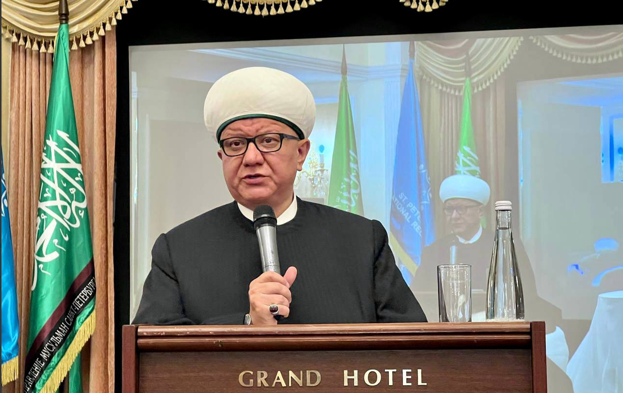 The head of the DSMR spoke at the 2nd international interreligious forum “Religious values in the modern world”, which takes place in St. Petersburg.