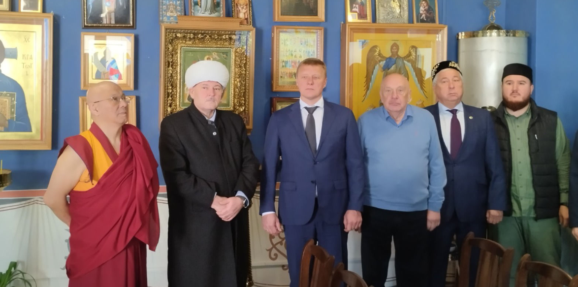 В Санкт-Петербурге открыли молельные комнаты в госпитале для ветеранов войны