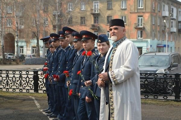 Курсанты, исповедующие ислам, приняли участие в мероприятии ко Дню Победы