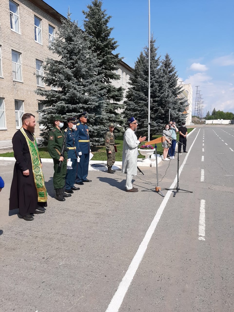 Муфтий ДУМ Свердловской области рассказал новобранцам о верности присяге