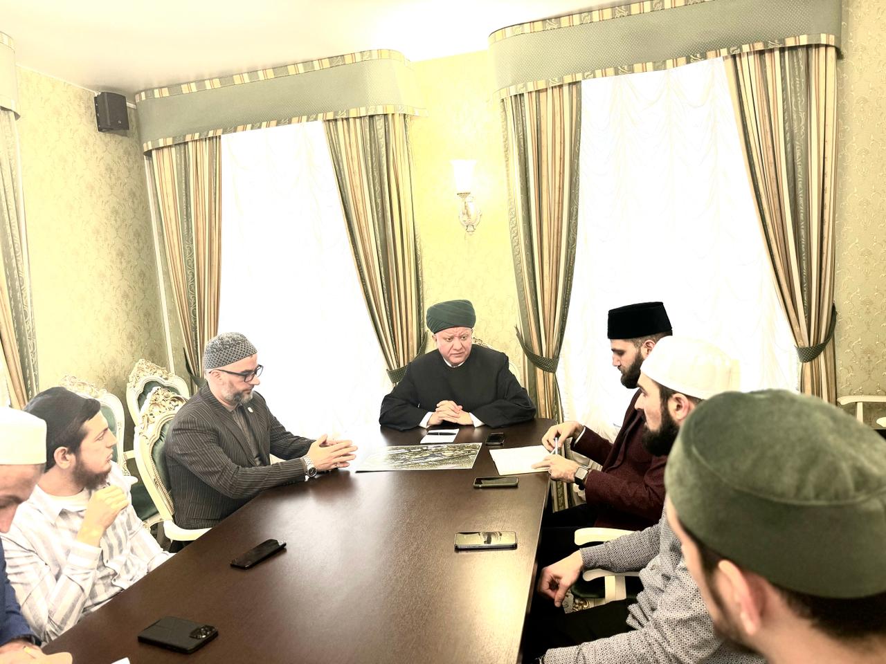 عقد اجتماع الجمعية الدينية لمسلمي منطقة موسكو في مقر إقامة الجمعية الدينية لمسلمي روسيا