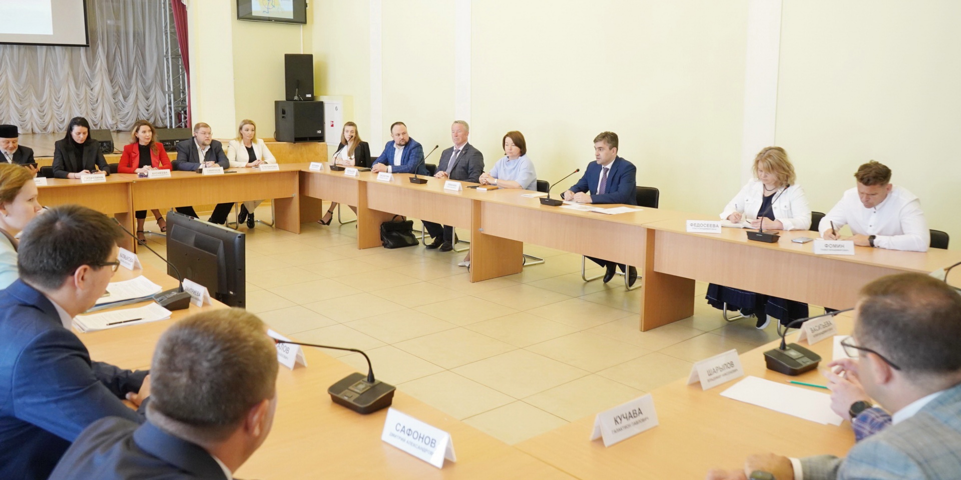 Муфтий Ивановской области принял участие во встрече с губернатором