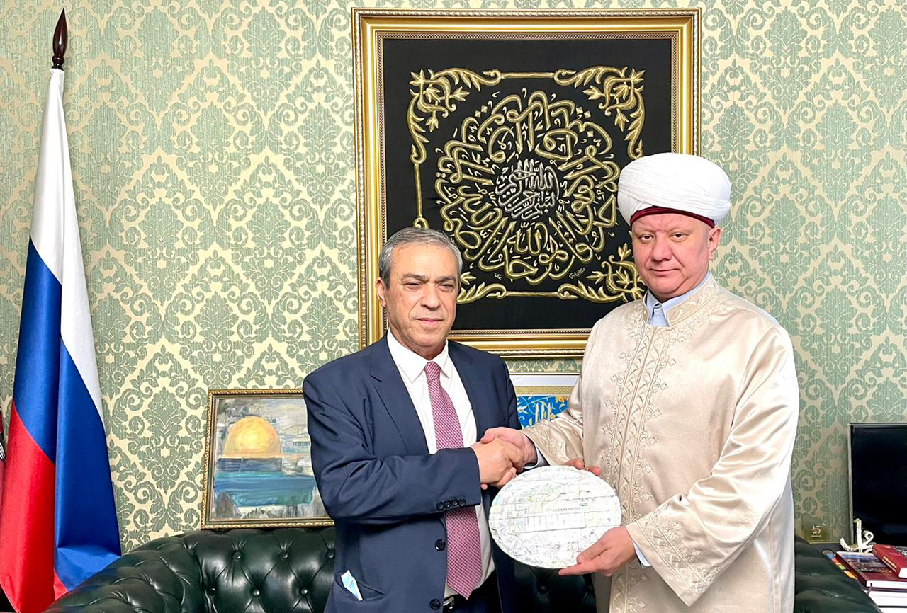 Albir Hazrat Krganov meets with the Ambassador of the State of Palestine to the Russian Federation