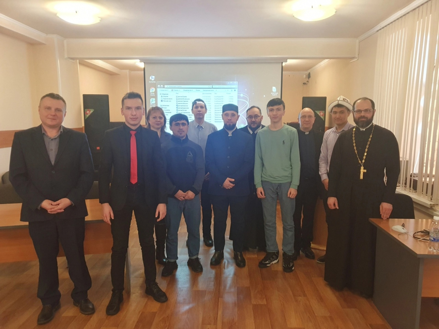 Возьмемся за руки, друзья