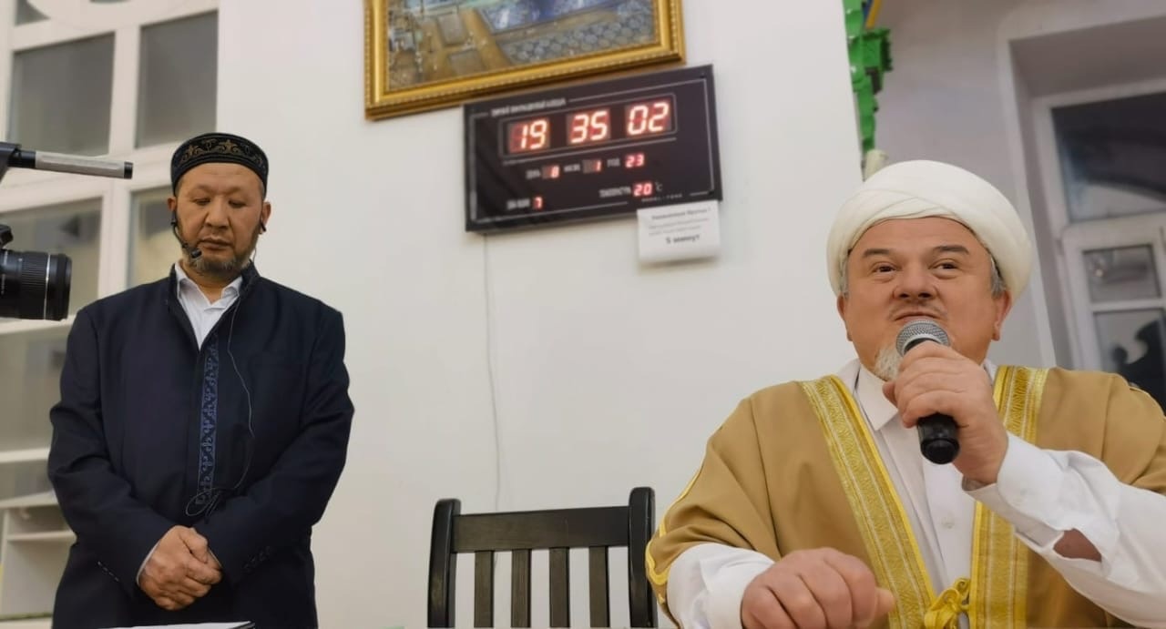 Верующий, ищущий знания, попадёт в рай