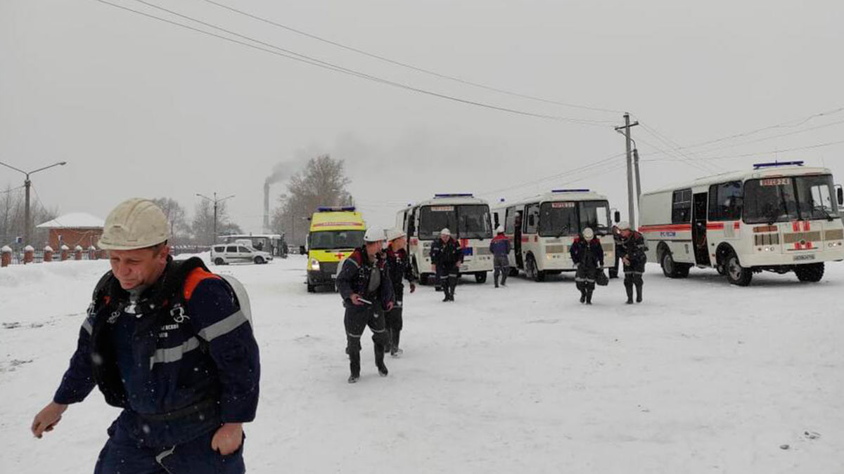 Соболезнования жертвам и пострадавшим от аварии на шахте в Кемеровской области