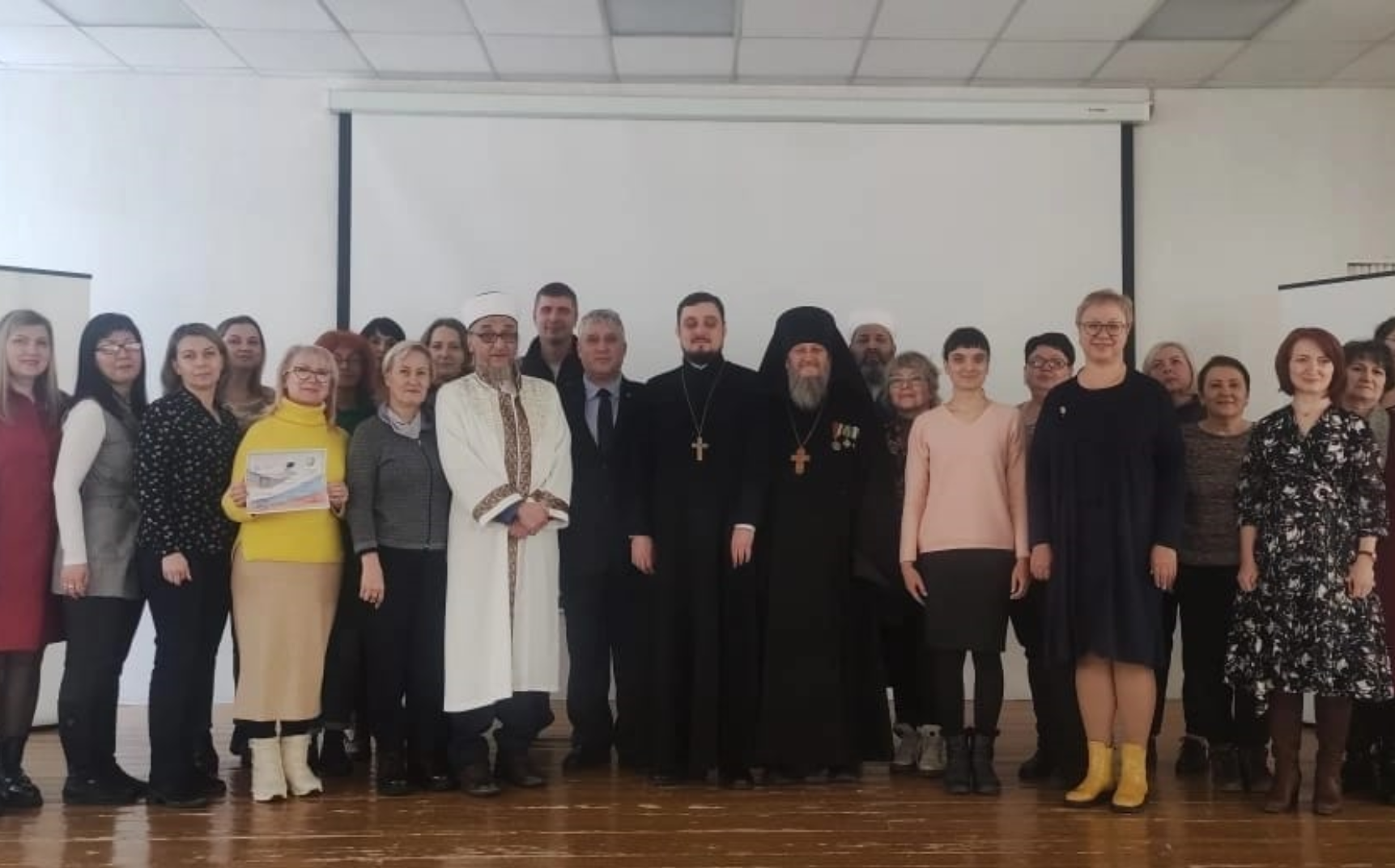 ДУМ Свердловской области (Центральный муфтият) наградило участников межконфессионального проекта