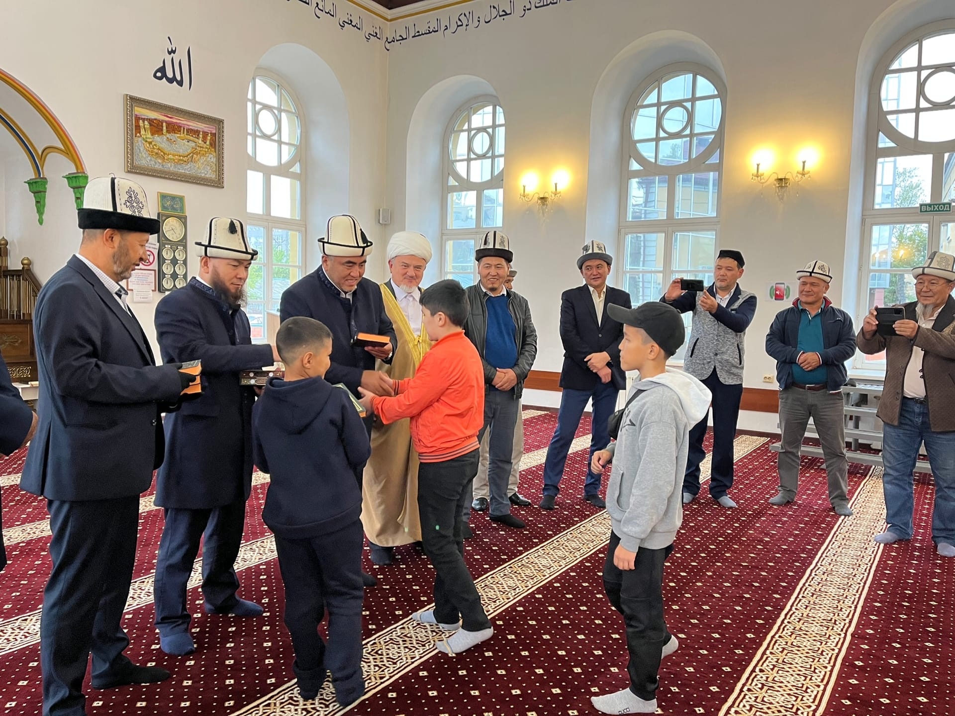 Муфтий Киргизии посетил Иркутскую Соборную мечеть