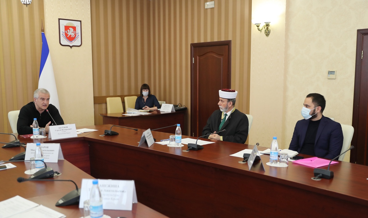 За реставрацией Ханского дворца будут следить общественники