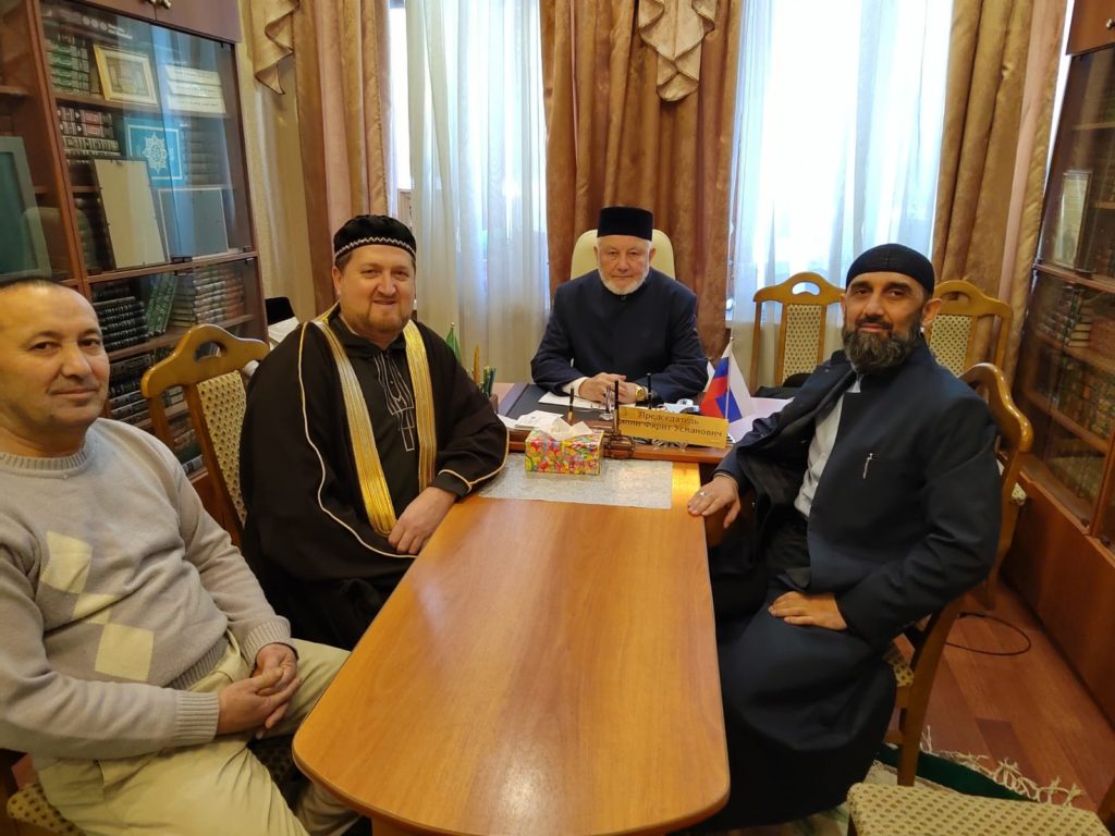 Преподаватель МГЛУ  провел джума-намаз в Ивановской Соборной мечети