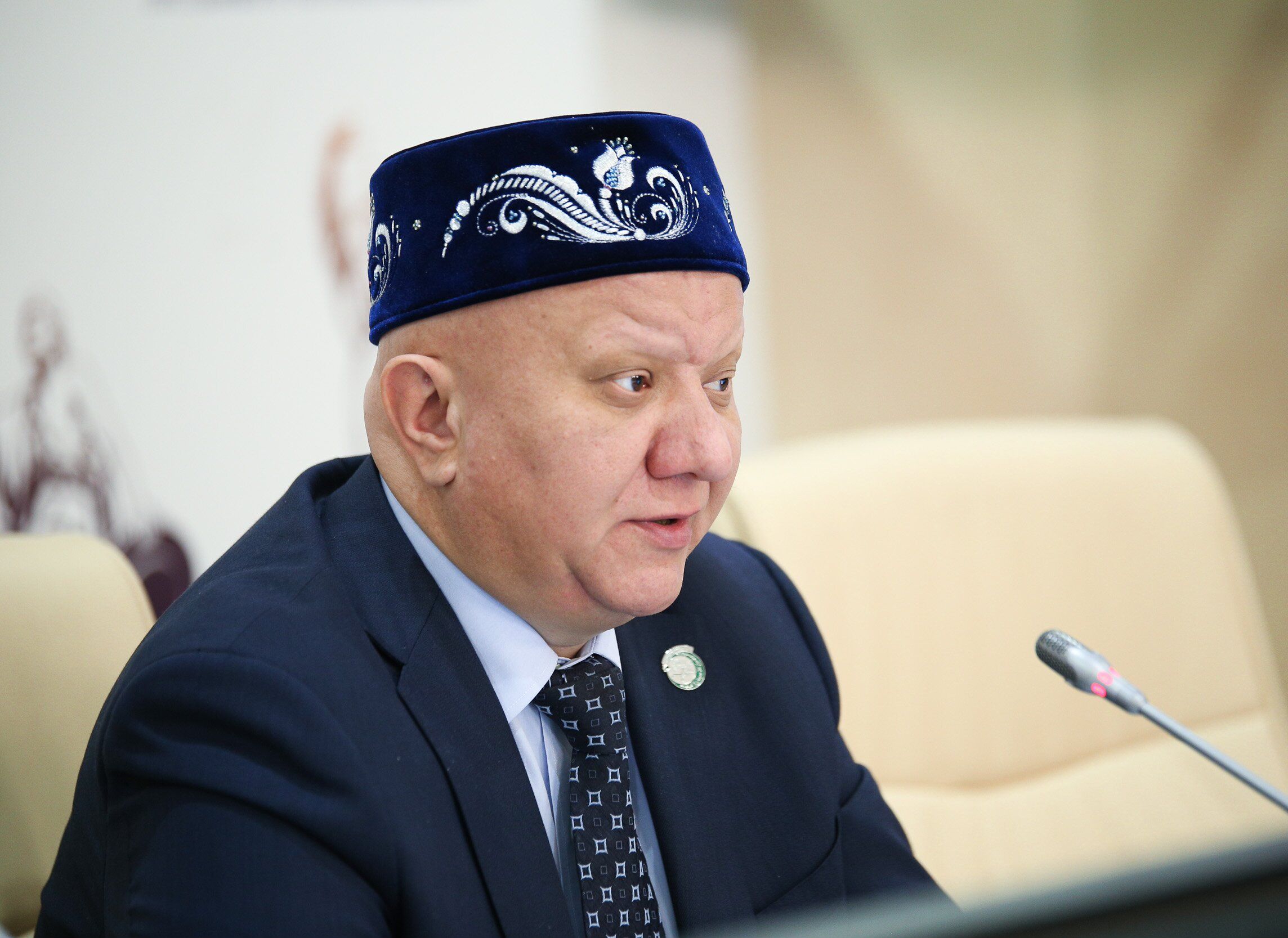 رئيس الجمعية الدينية لمسلمي روسيا المفتي ألبير كرغانوف يرد على أسئلة صحيفة 