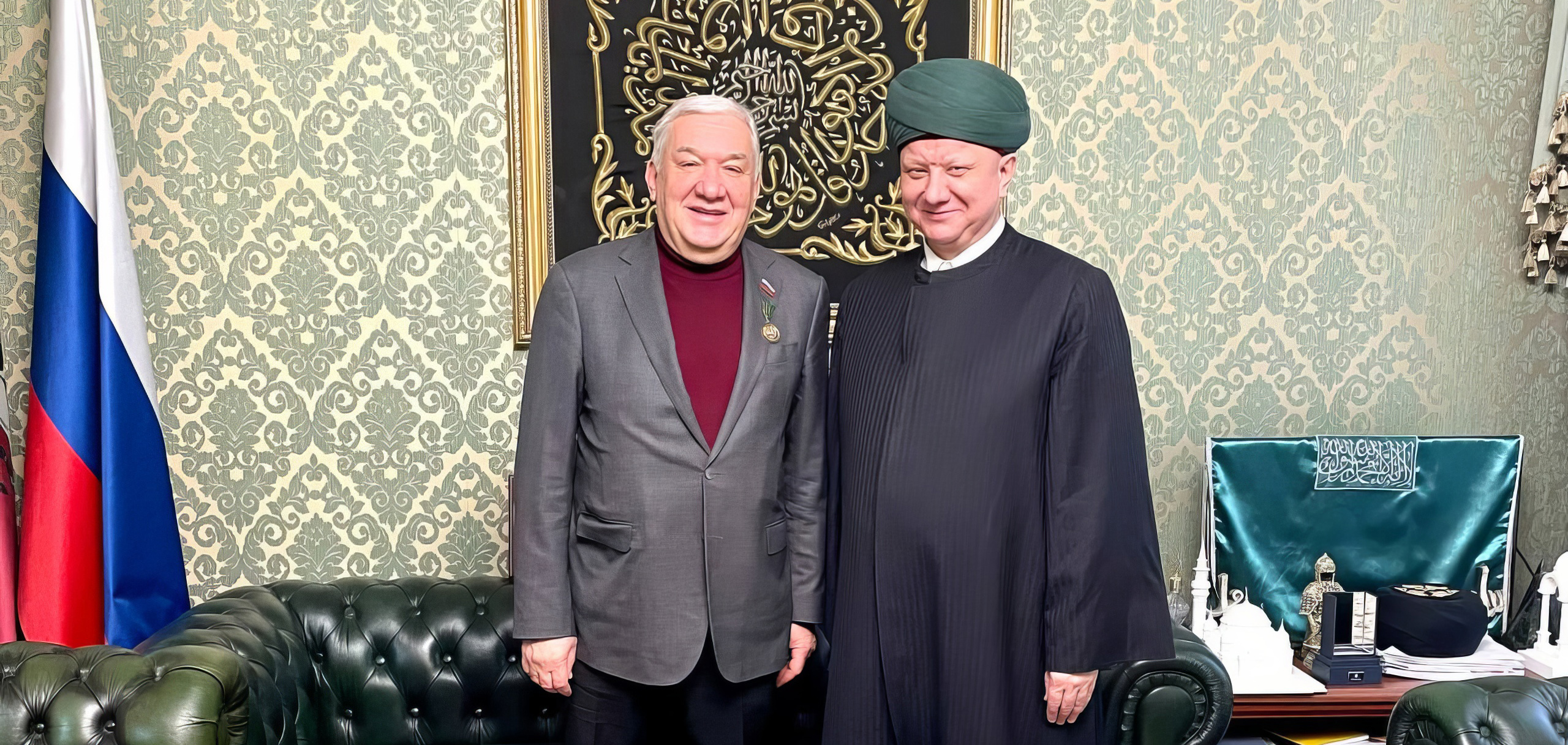 Сенатор М. Белоусов удостоился высшей награды мусульман 