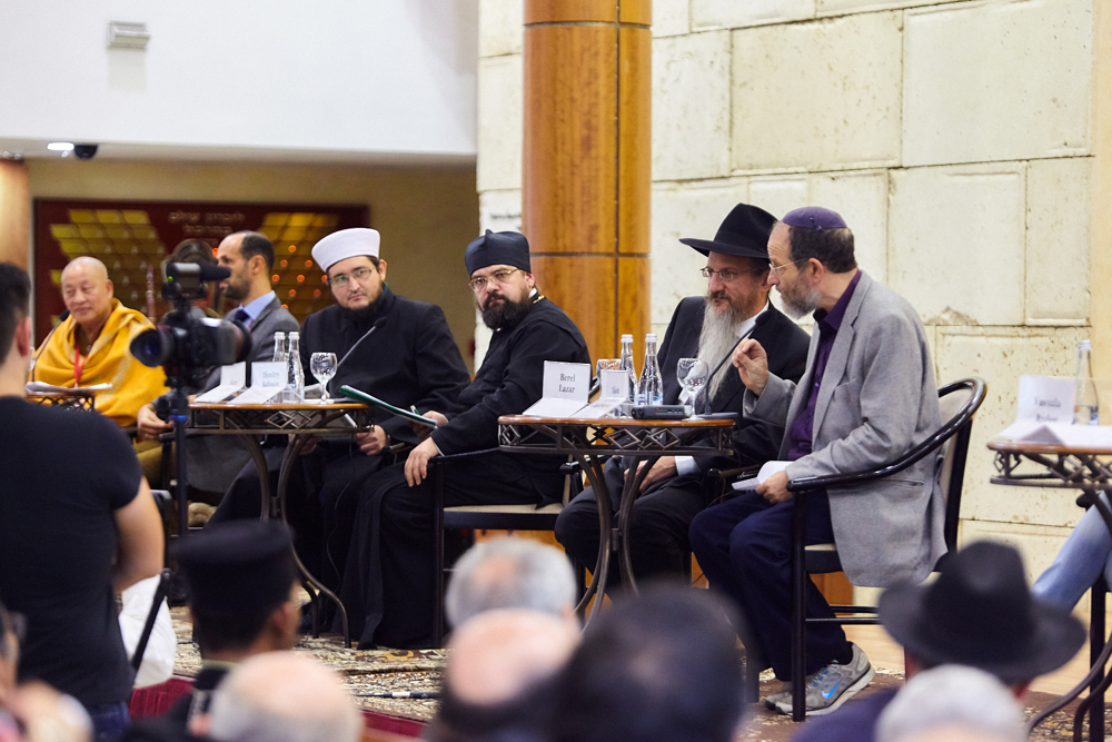 В Московском еврейском общинном центре состоялось заседание Всемирного конгресса религиозных лидеров