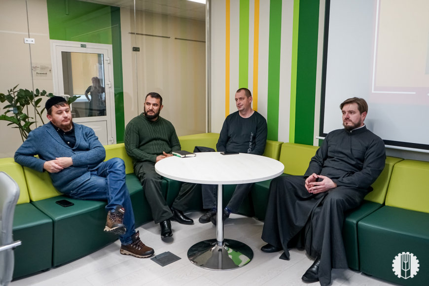 Конфликты надо решать мирным путём