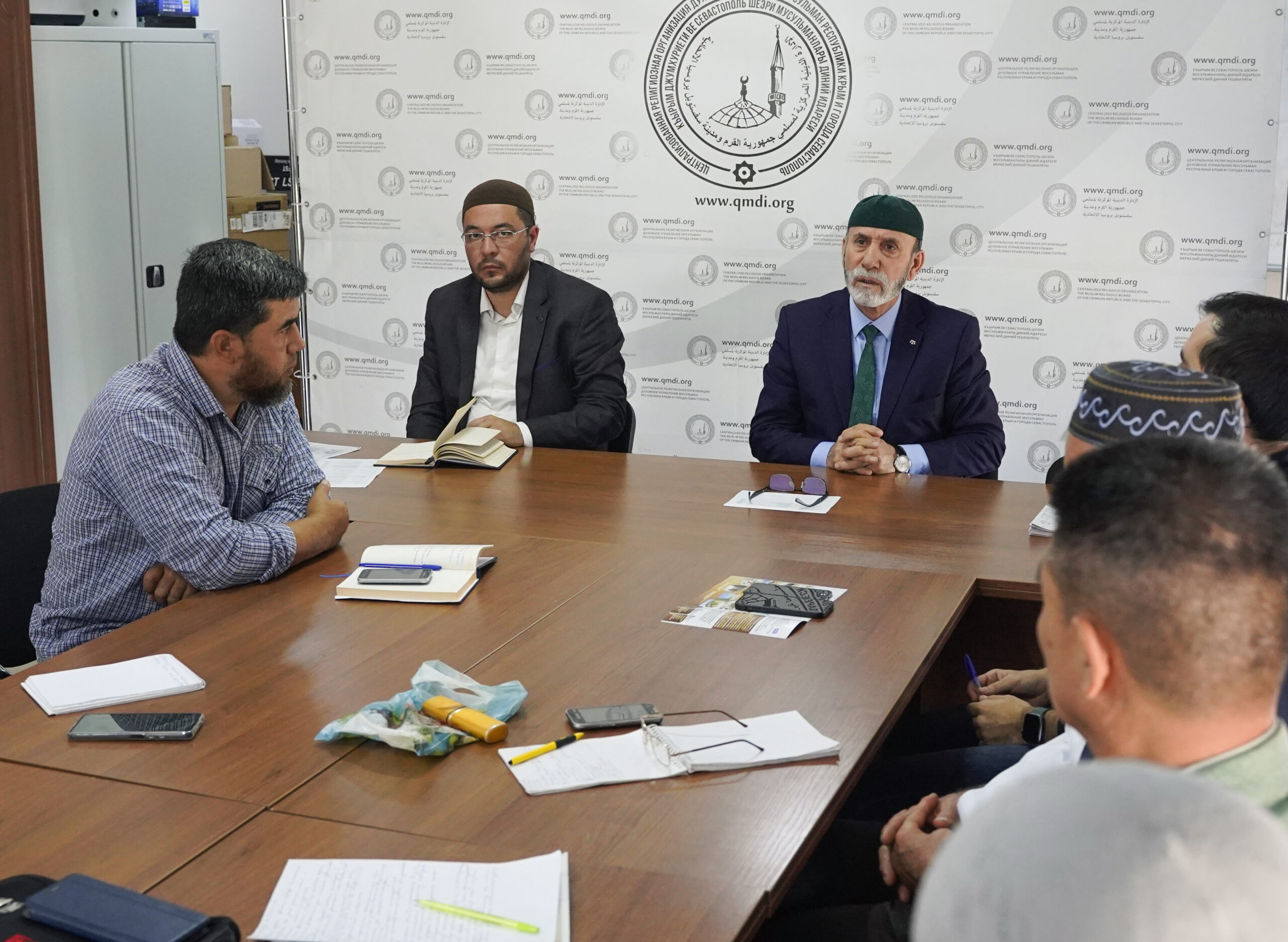 Муфтий Крыма встретился с районными имамами